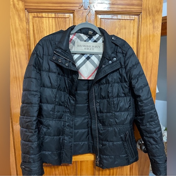 Burberry Black Puffer Jacket - Picture 1 of 4